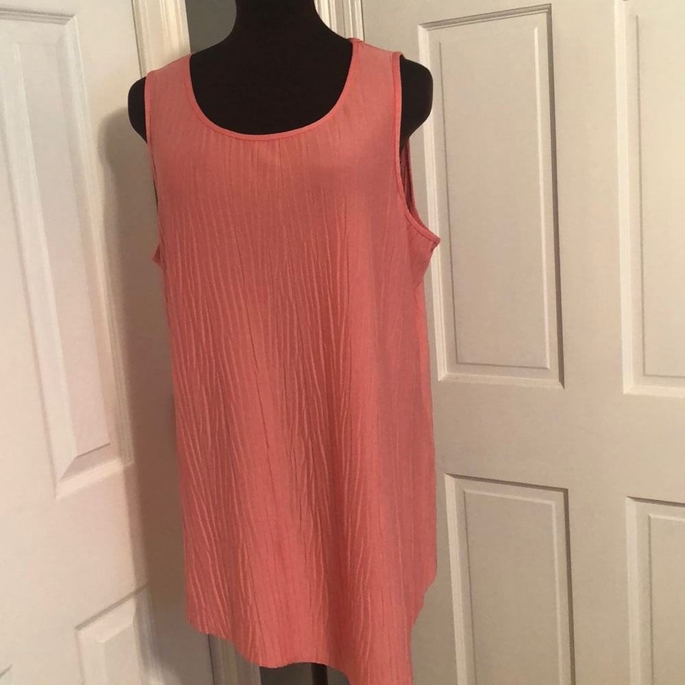 Sleeveless blouse